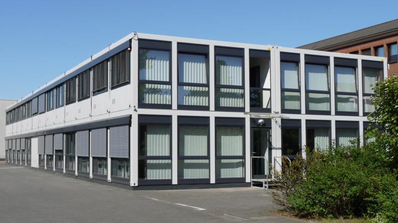 Immeuble de bureaux en construction système avec façade vitrée à Varel